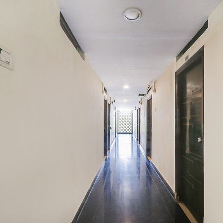 Oyo 71906格兰德酒店及旅馆 Sangareddy 外观 照片