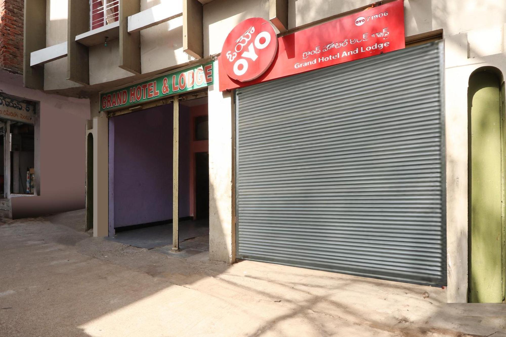 Oyo 71906格兰德酒店及旅馆 Sangareddy 外观 照片